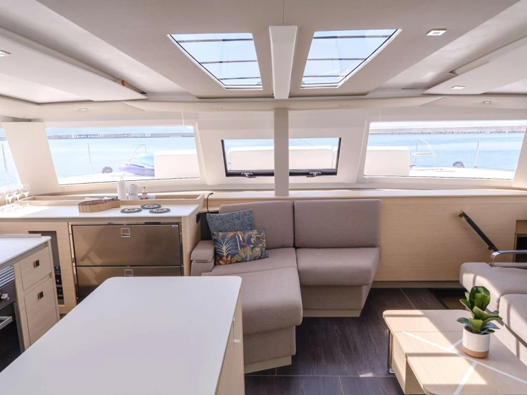 Pronajmout Jachta se skipperem či ne Fountaine Pajot v Kalamata