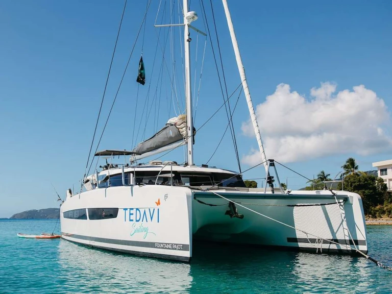 Pronájem Jachta Fountaine Pajot s licencí