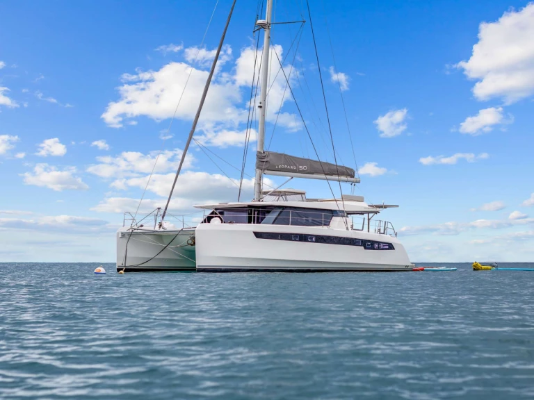Pronajmout si Leopard SOMMER v Saint Thomas Island