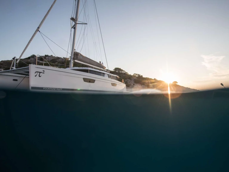 Pronájem lodi Piraeus lákavé ceny PI 2