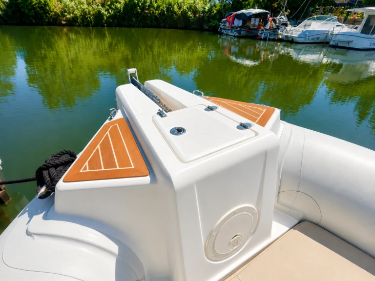 Pronájem jachty v Mandelieu-la-Napoule -Capelli Tempest 770 na Samboatu