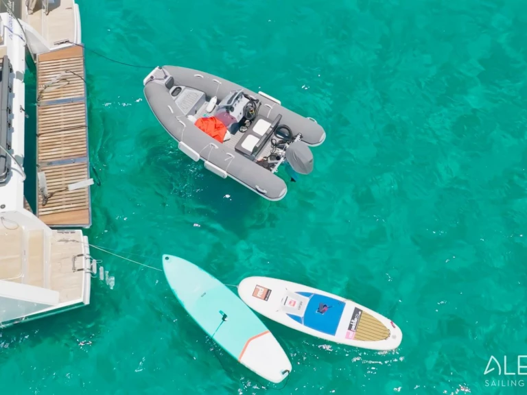 Fountaine Pajot ALEGRIA jednotlivci a charterové společnosti v Kalamata