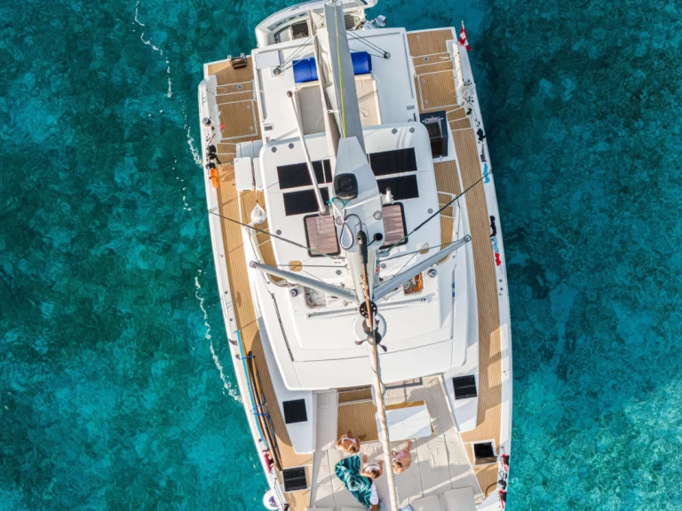 Pronajmout si Bali M LEGACY v Nassau