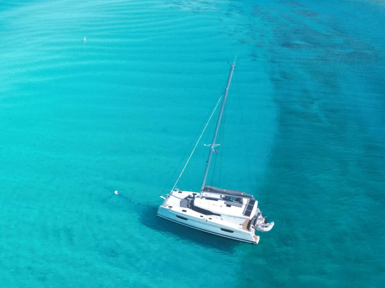 Pronajmout si Fountaine Pajot VIVE L'AMOUR v Bahamy