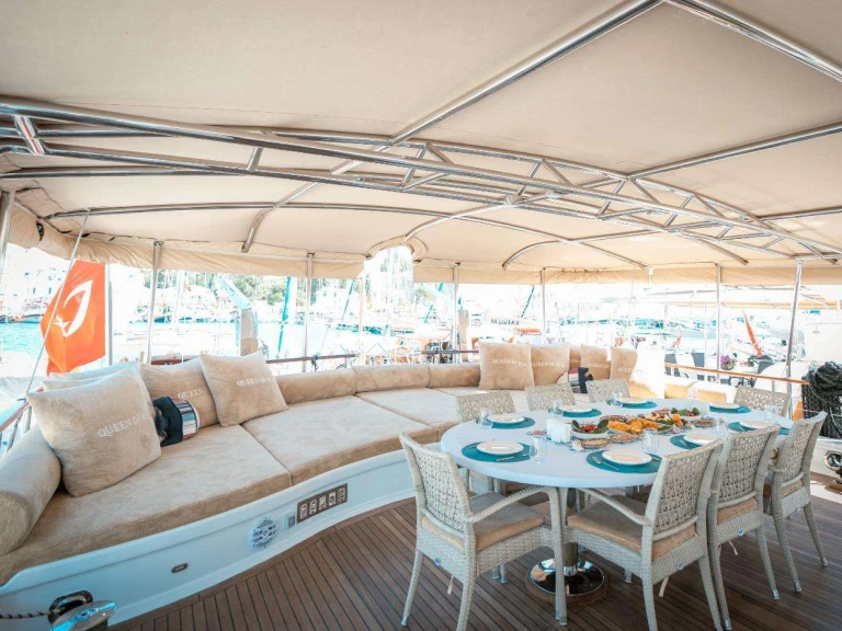 Pronájem lodi Gulet QUEEN OF SEA v Bodrum na Samboatu