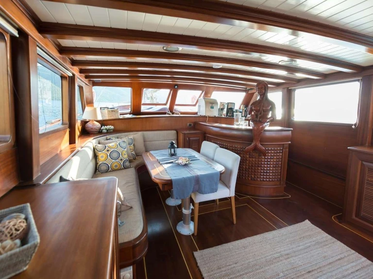 Pronájem jachty v Bodrum -Pruva Yachting PRIMADONNA na Samboatu