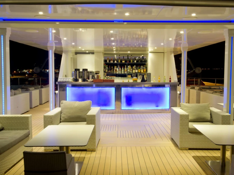 Pronájem jachty v Neapol -Custom Variety Voyager na Samboatu