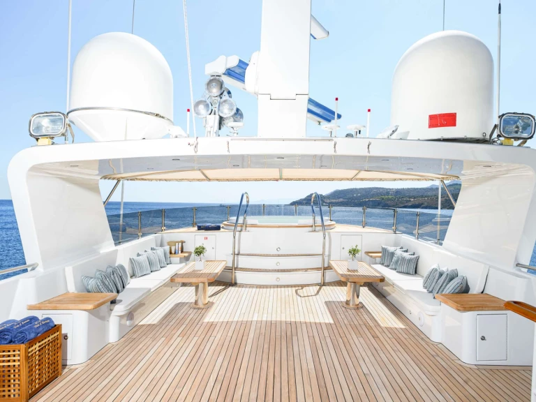 Pronájem jachty v Atény -CRN Ancona WIND OF FORTUNE na Samboatu