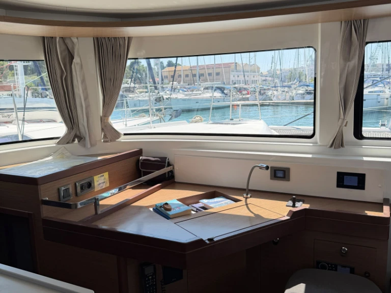 Pronájem jachty v Trogir -Lagoon Lagoon 46 na Samboatu