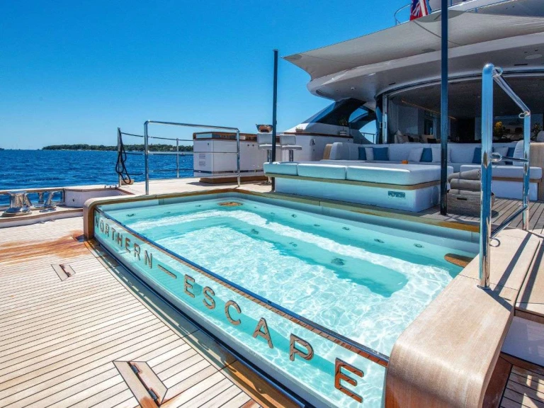 Pronajmout si Benetti NORTHERN ESCAPE v Francouzská Polynésie