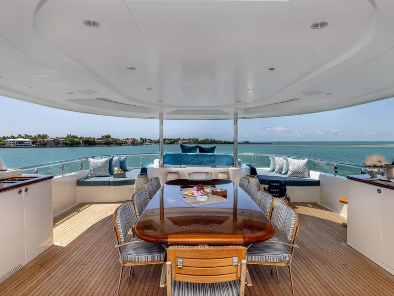 Pronájem lodi Fort Lauderdale lákavé ceny LADY JJ