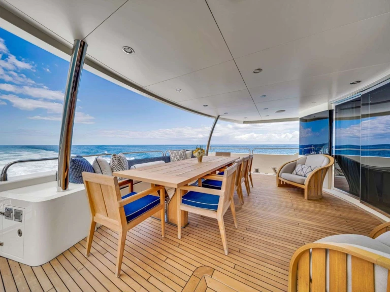 Pronajmout si Sunseeker Natural 9 v Miami