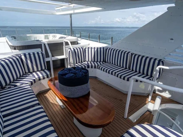 Pronájem Jachta v Miami -Broward THE PRESTIGE