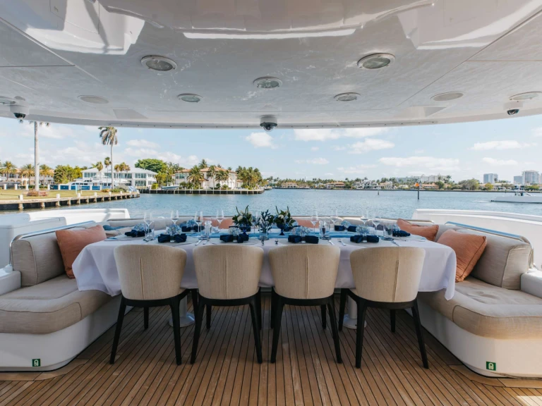 Pronajmout Jachta se skipperem či ne delta v Fort Lauderdale