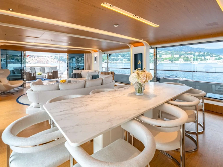 Pronájem lodi Benetti ALLURIA v Monako na Samboatu