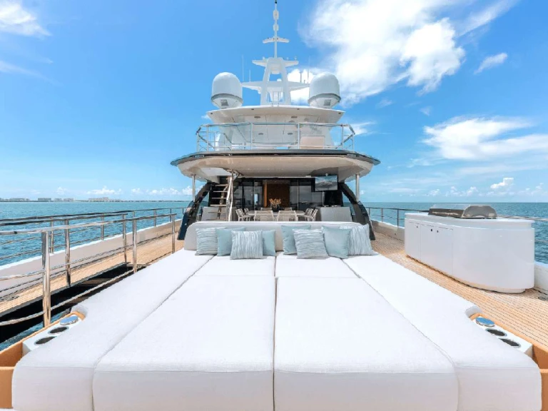 Pronájem Jachta v Miami -Azimut Tycoon