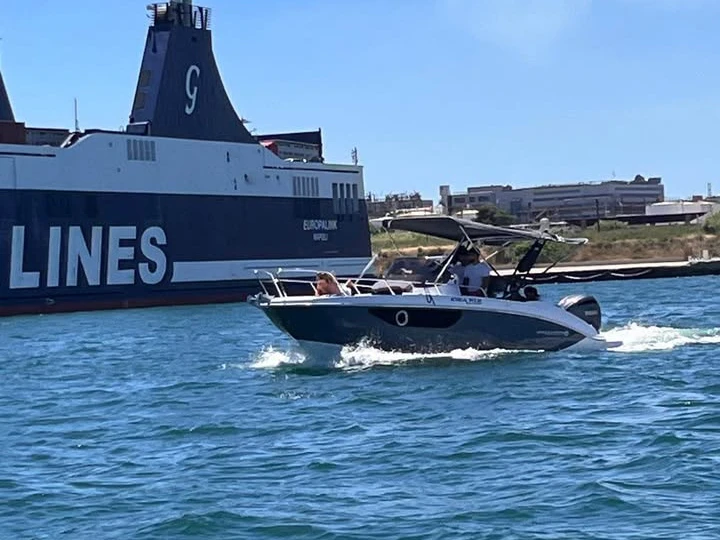 Pronajmout si Idea Marine Idea 70.2 v Brindisi Port