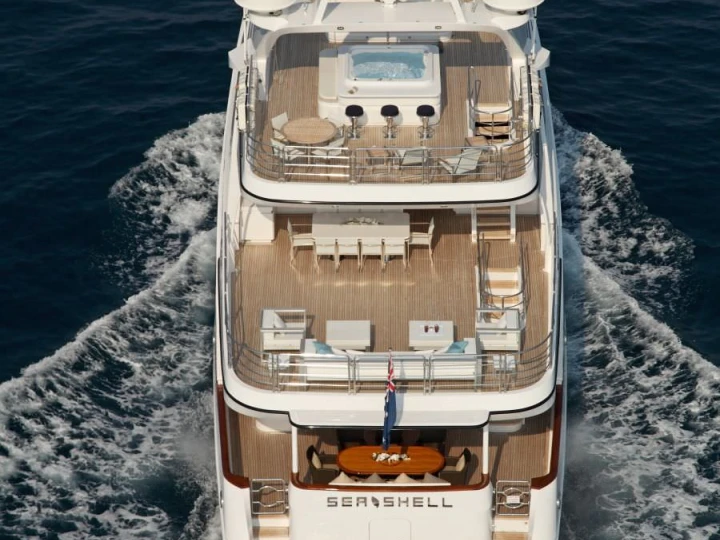 Pronájem jachty v Cannes -Custom SEA SHELL na Samboatu