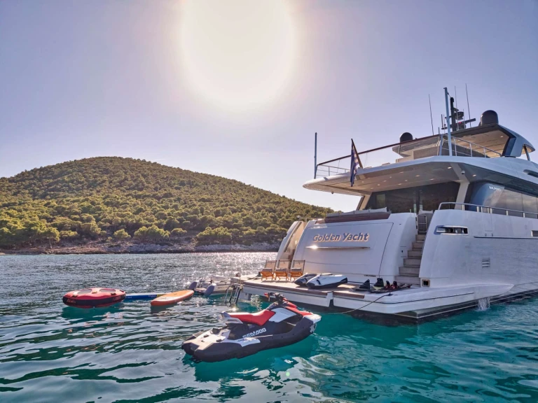 Pronájem jachty v Atény -San Lorenzo GOLDEN YACHT na Samboatu
