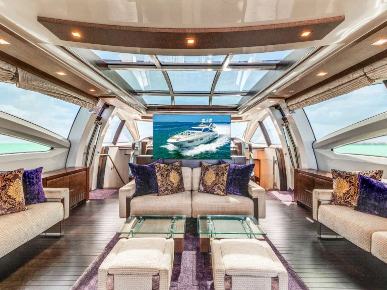 Pronájem lodi Miami lákavé ceny Scarlet