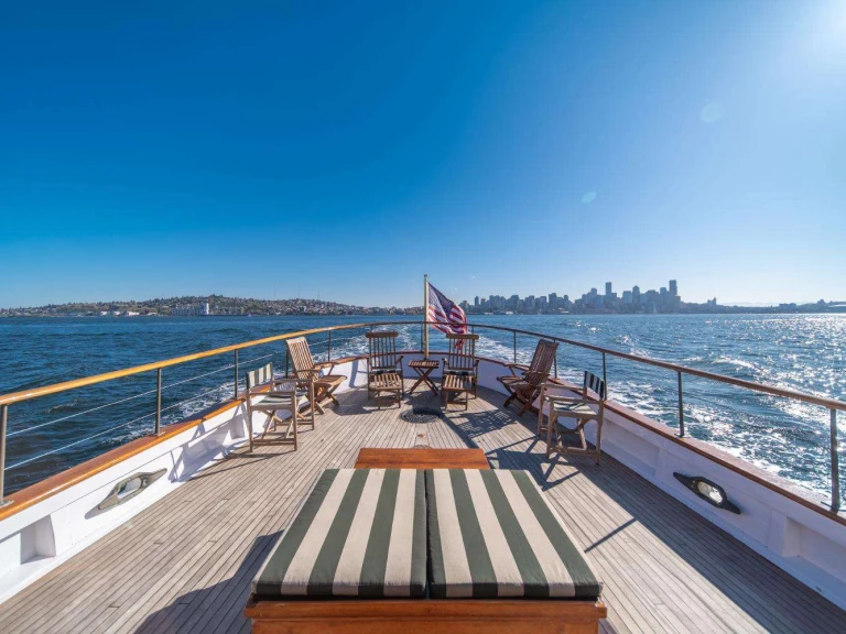 Pronájem lodi Custom BLUE PETER v Seattle na Samboatu