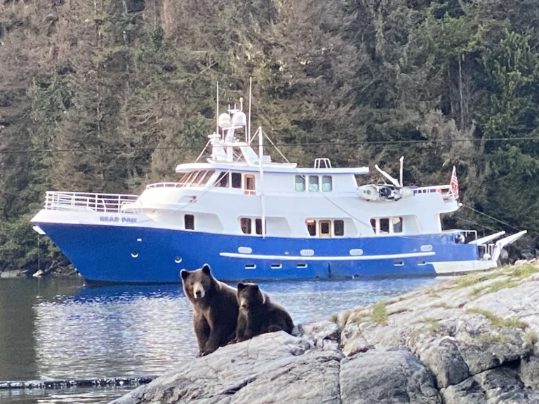 Pronajmout Jachta se skipperem či ne Custom v Sitka