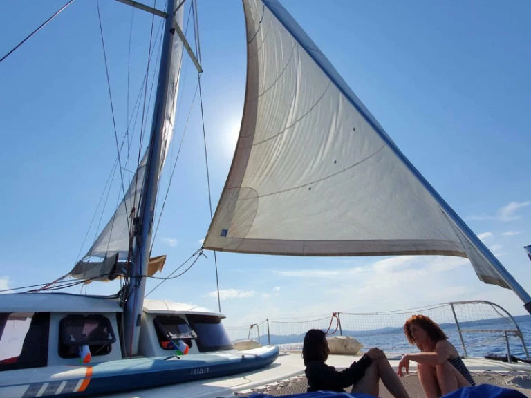 Fountaine Pajot Lipari 41 jednotlivci a charterové společnosti v Canet-en-Roussillon