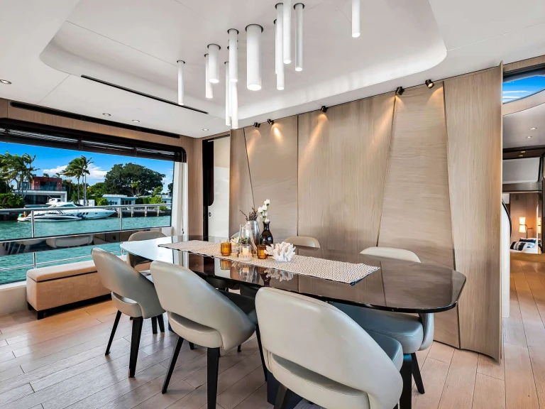 Jachta k pronájmu v Coconut Grove za nejlepší cenu
