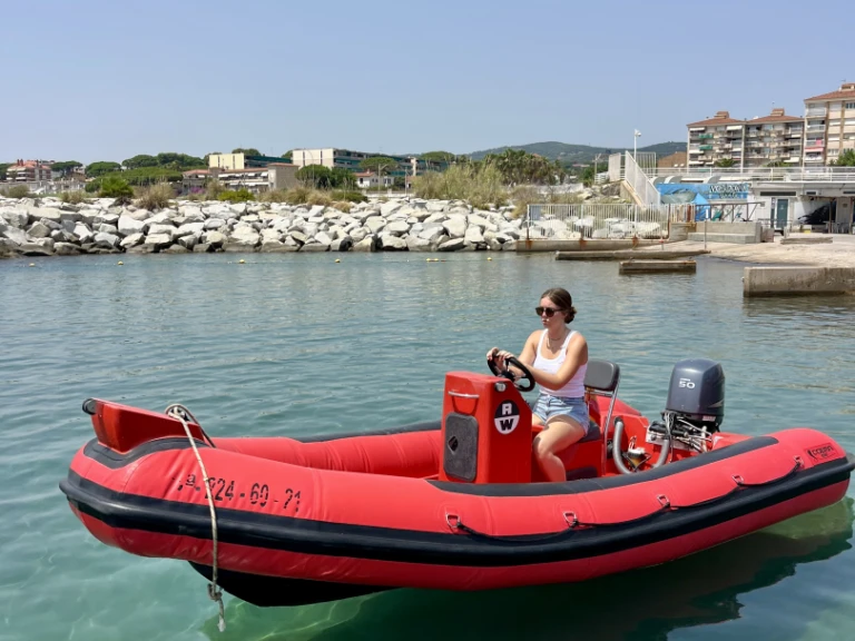 Pronájem lodi Cobra 550 v Sant Andreu de Llavaneres na Samboatu