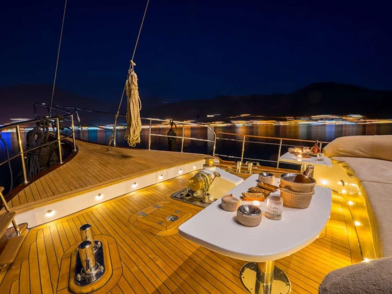 Pronájem jachty v Göcek  -Fethiye-Shipyard HAPPY DAYS na Samboatu