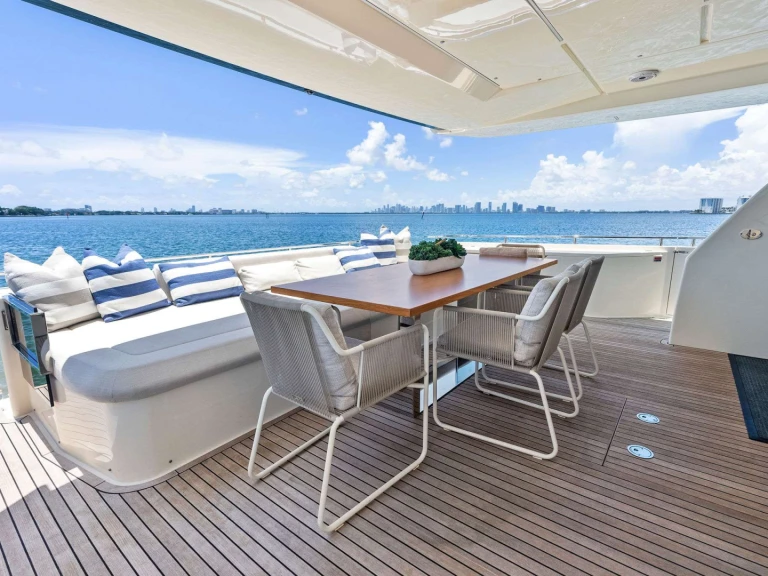 Pronájem lodi Ferretti THE BRASS RING v Fort Lauderdale na Samboatu