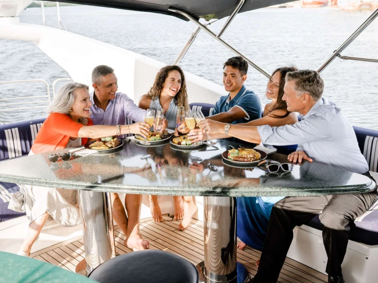 Sunseeker Vanguard jednotlivci a charterové společnosti v Florida