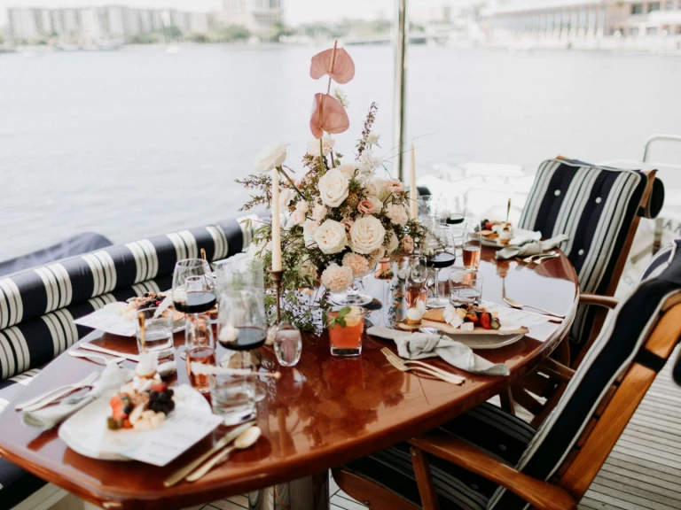 Pronájem jachty v Florida -Sunseeker Vanguard na Samboatu