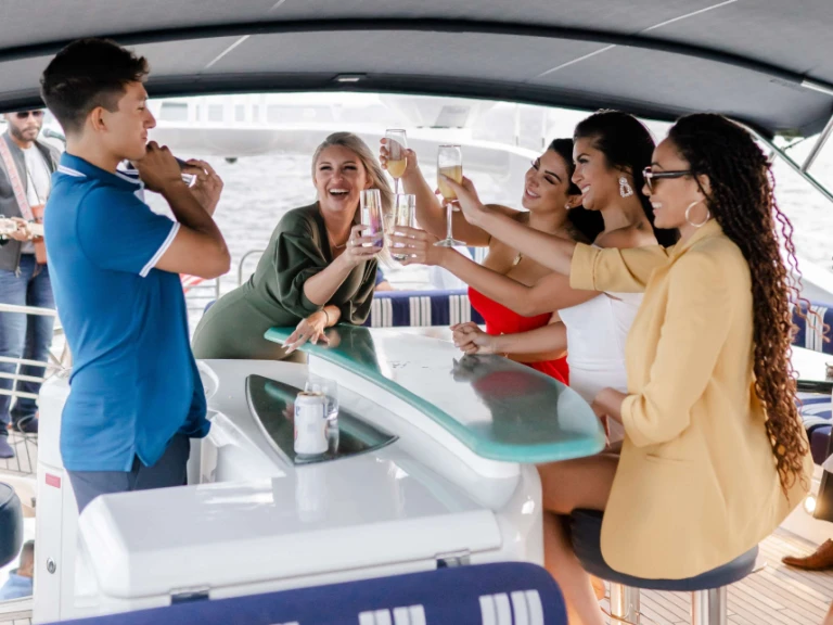Pronajmout si Sunseeker Vanguard v Florida