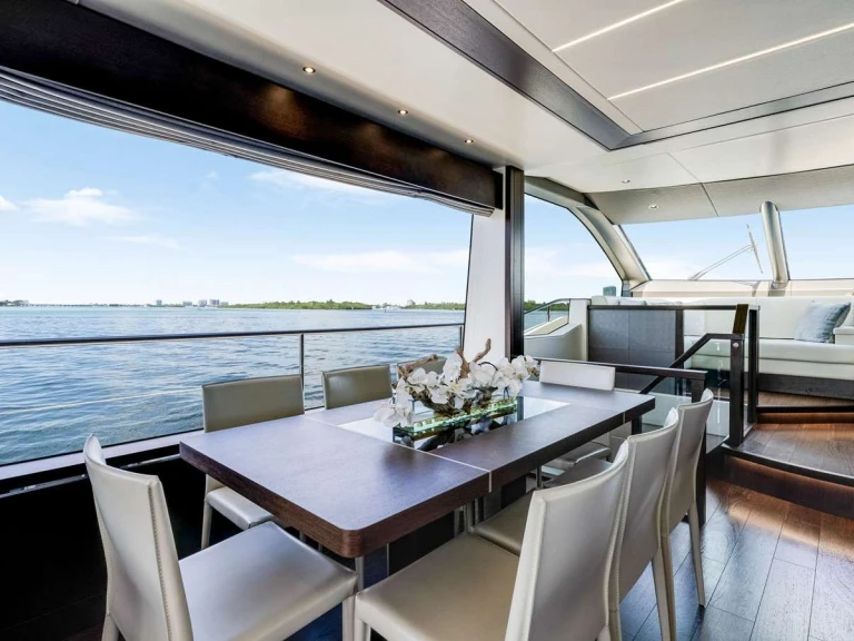 Pronajmout Jachta se skipperem či ne Sunseeker v Fort Lauderdale
