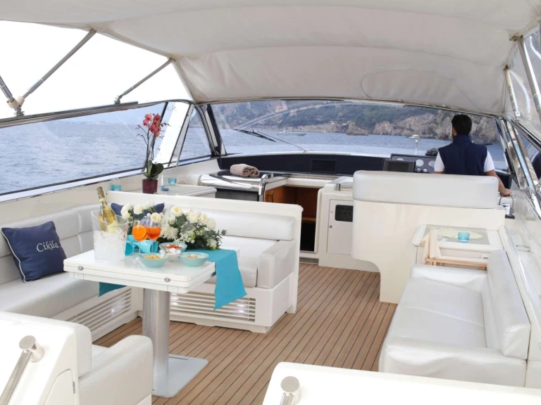 Pronajmout Jachta se skipperem či ne Leopard v Sorrento