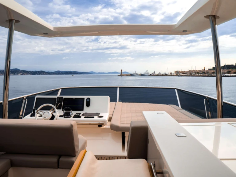 Pronájem Jachta v Francouzská riviéra -Prestige Yachts Romy One