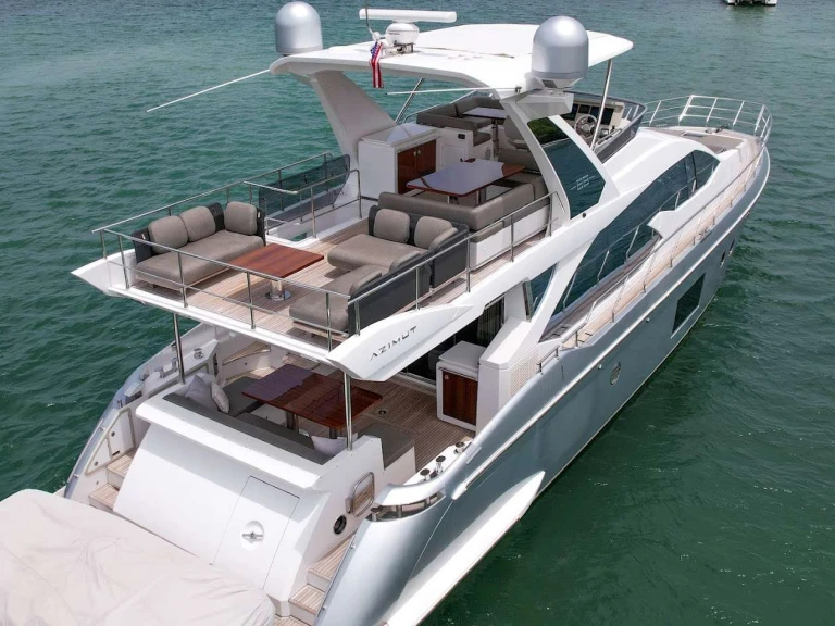 Pronájem jachty v Miami -Azimut The One na Samboatu