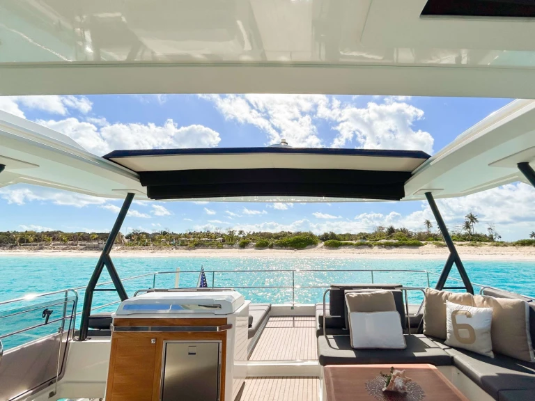Pronájem Jachta v Nassau -Fountaine Pajot PRINCESS MILA