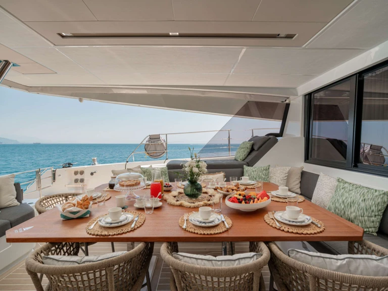 Pronájem Jachta Fountaine Pajot s licencí