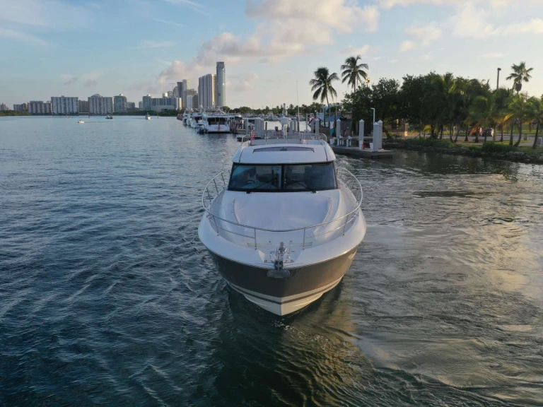 Prestige Yachts 60 Prestige jednotlivci a charterové společnosti v Karibik