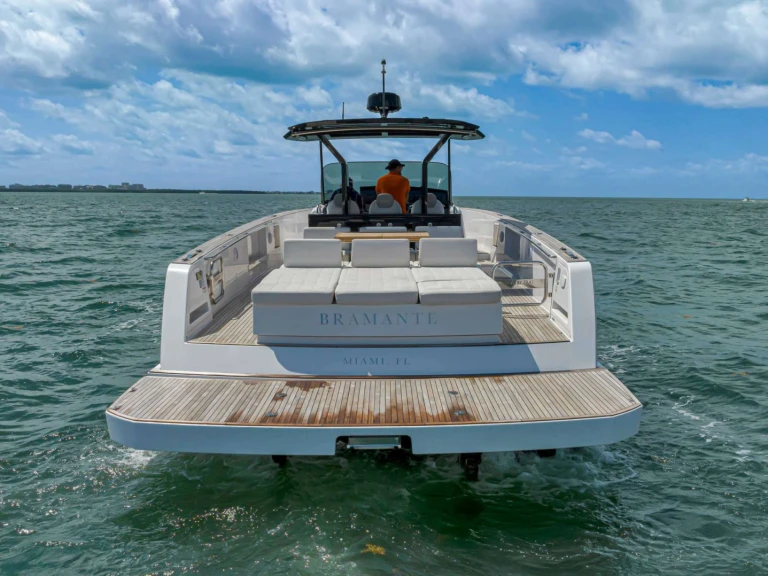 Pronajmout Jachta se skipperem či ne Pardo Yachts v Bahamy