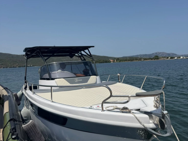 Pronajmout si Saver Saver 750 Cabin  v Porto Rotondo