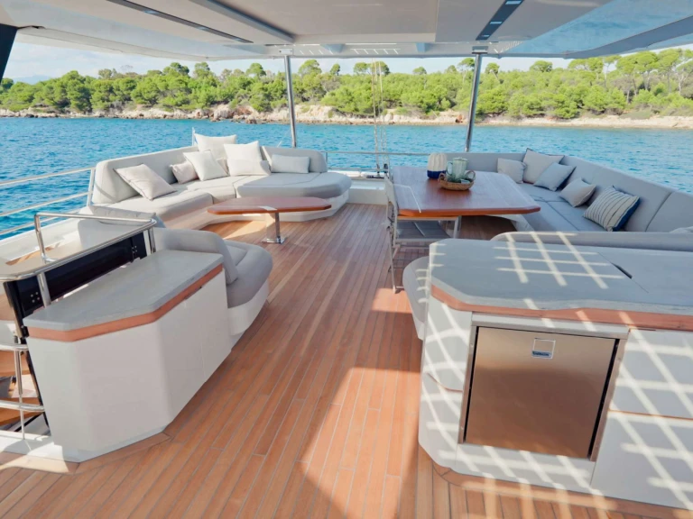 Pronájem Jachta v Karibik -Fountaine Pajot Thira 80