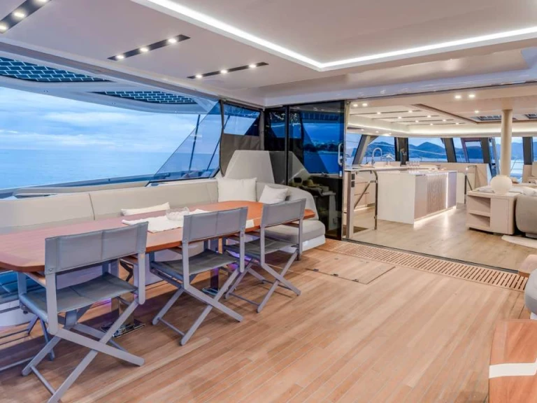 Pronájem lodi Fountaine Pajot Thira 80 v Karibik na Samboatu
