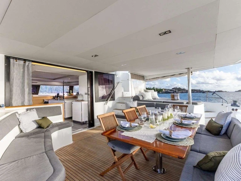 Pronájem jachty v Britské Panenské ostrovy -Fountaine Pajot TRUE STORY na Samboatu