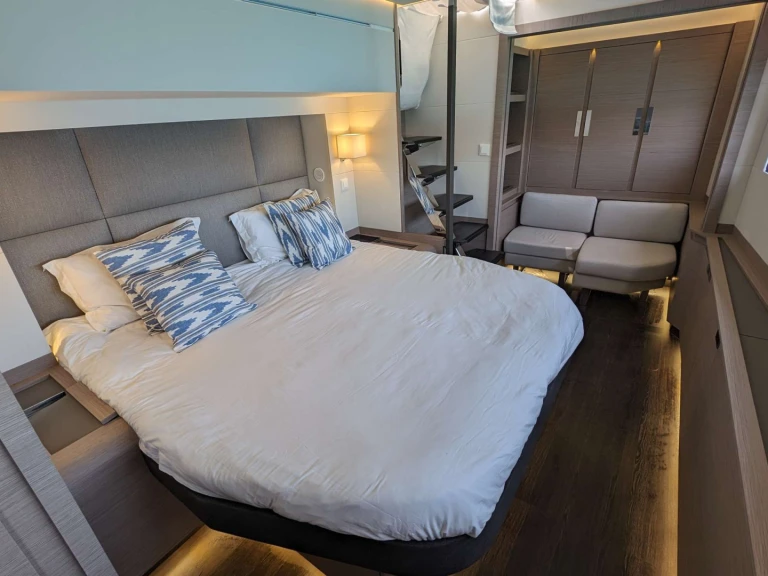Pronájem Jachta Fountaine Pajot s licencí