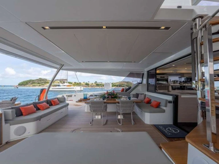 Pronajmout Jachta se skipperem či ne Fountaine Pajot v Virgin Gorda