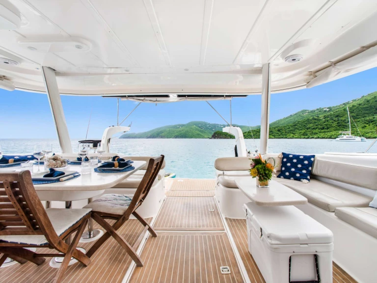 Pronajmout si Leopard DAYDREAM v Tortola