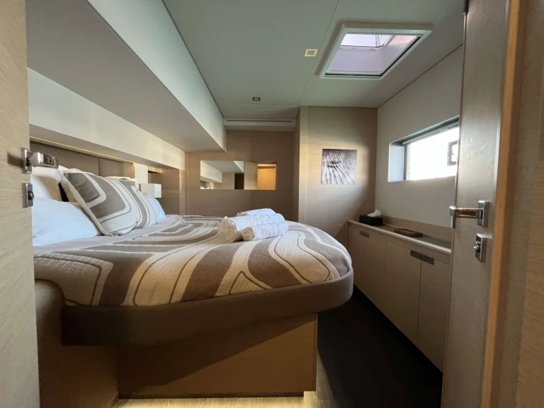 Pronájem jachty v Chorvatsko -Fountaine Pajot Solomar  na Samboatu